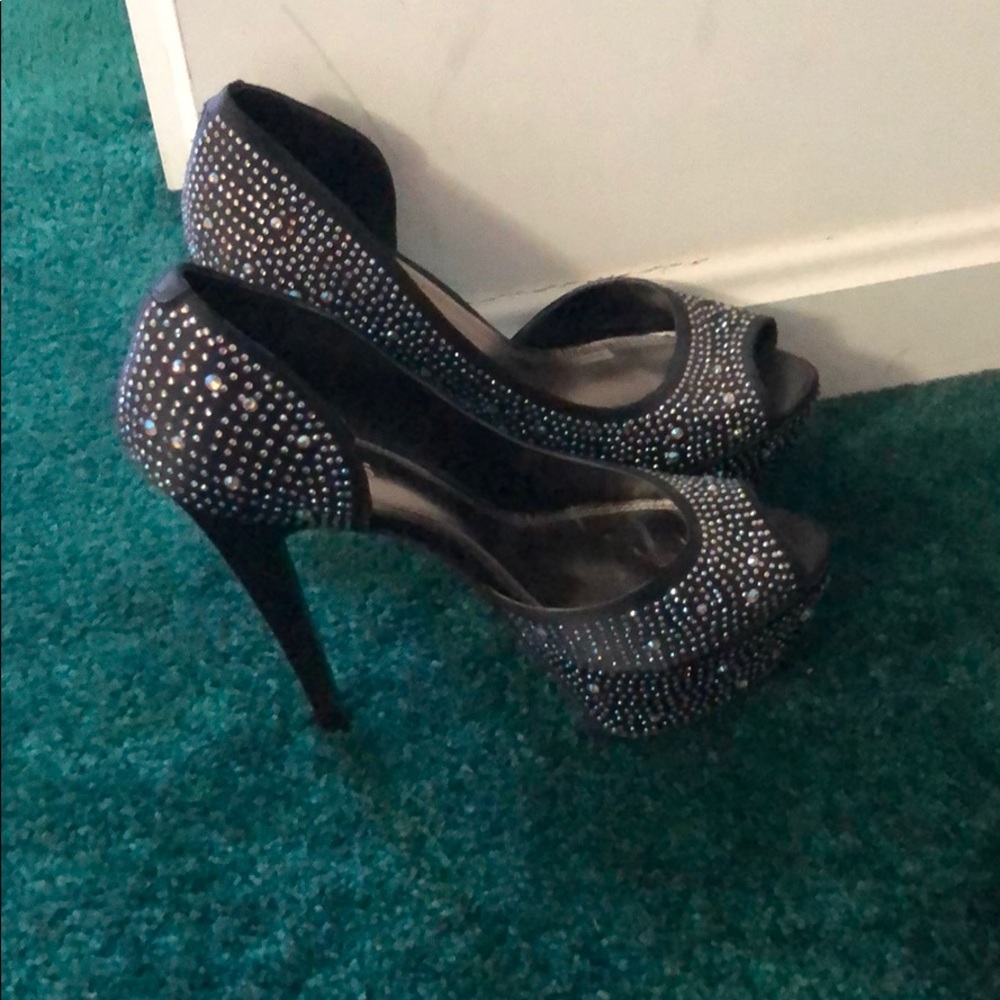 Shoes high heels